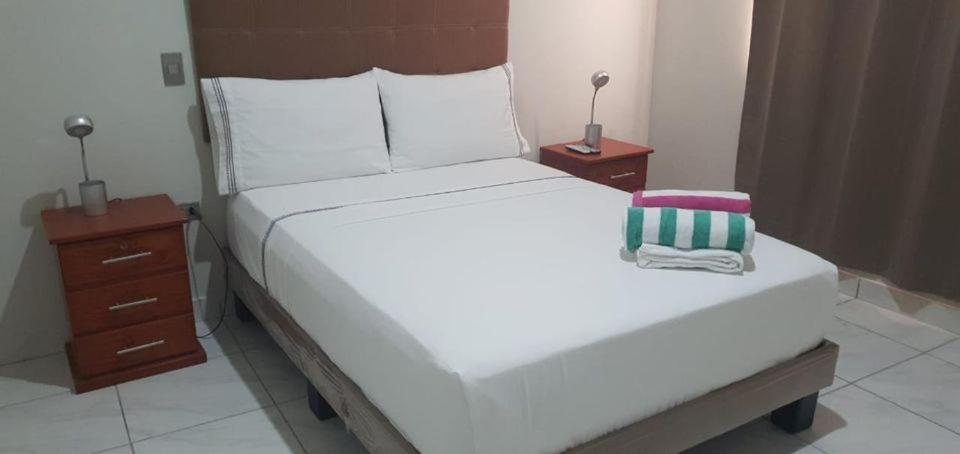 Hospedajesperu ซอร์รีโตส ภายนอก รูปภาพ